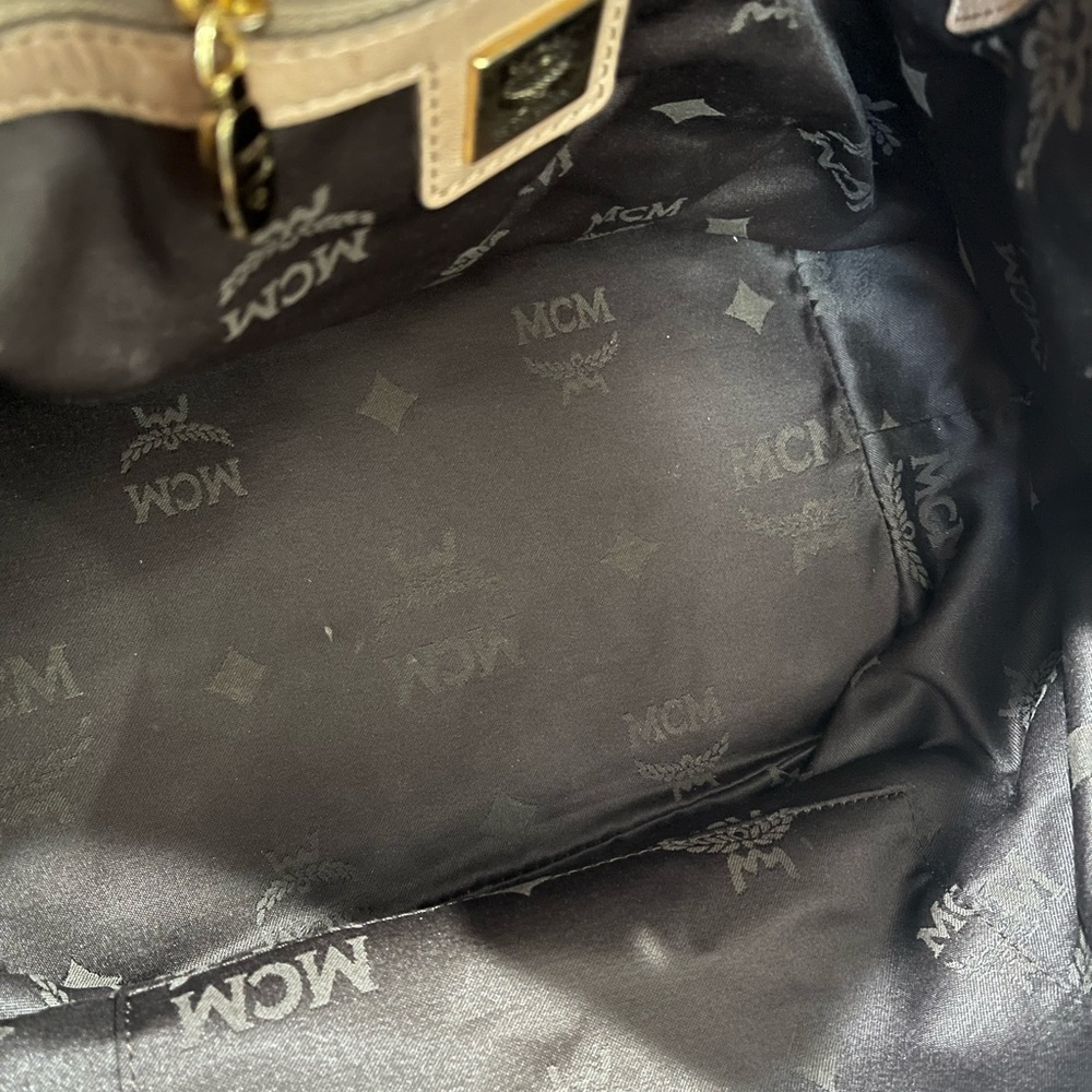 MCM Bucket bag - Picture 12 of 15